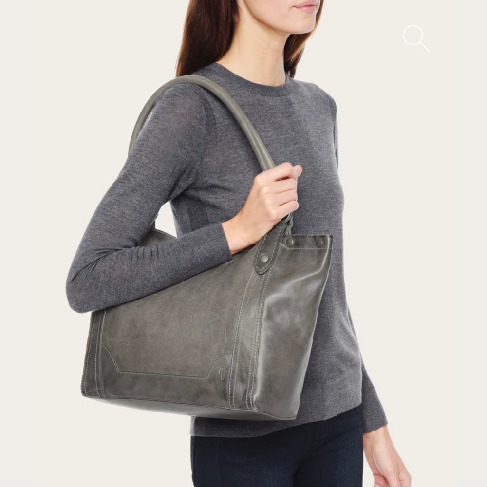 *NWT* Melissa Shoulder Leather Frye Bag